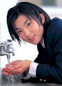 rena.jpg (11494 bytes)